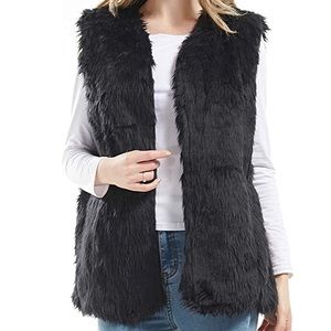 NWT Bellivera Faux Fur Vest